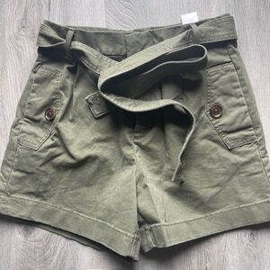 Short Chinos - Khaki Green